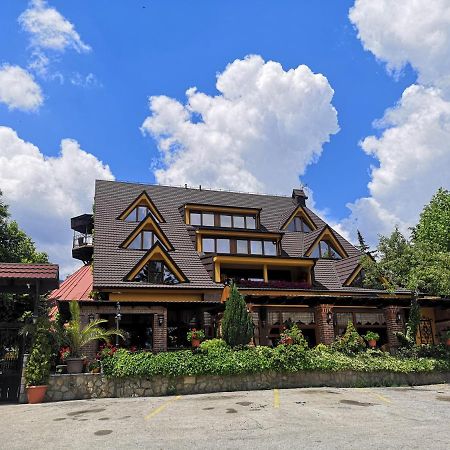 Hotel Sumski Feneri Бітола Екстер'єр фото