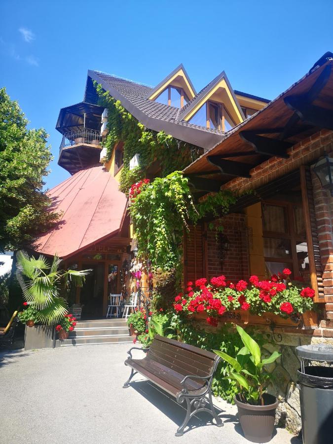 Hotel Sumski Feneri Бітола Екстер'єр фото