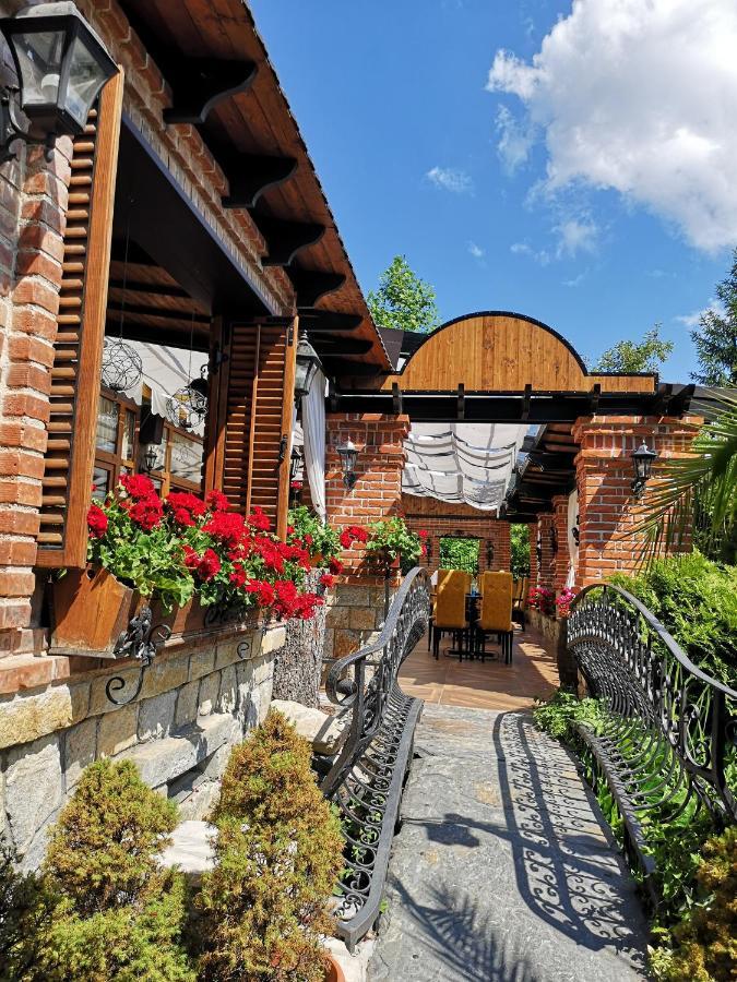 Hotel Sumski Feneri Бітола Екстер'єр фото