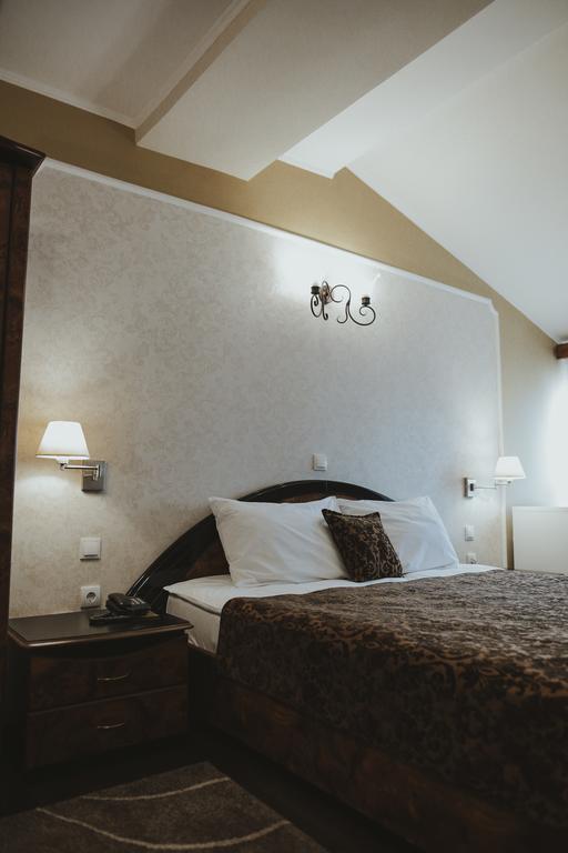 Hotel Sumski Feneri Бітола Екстер'єр фото