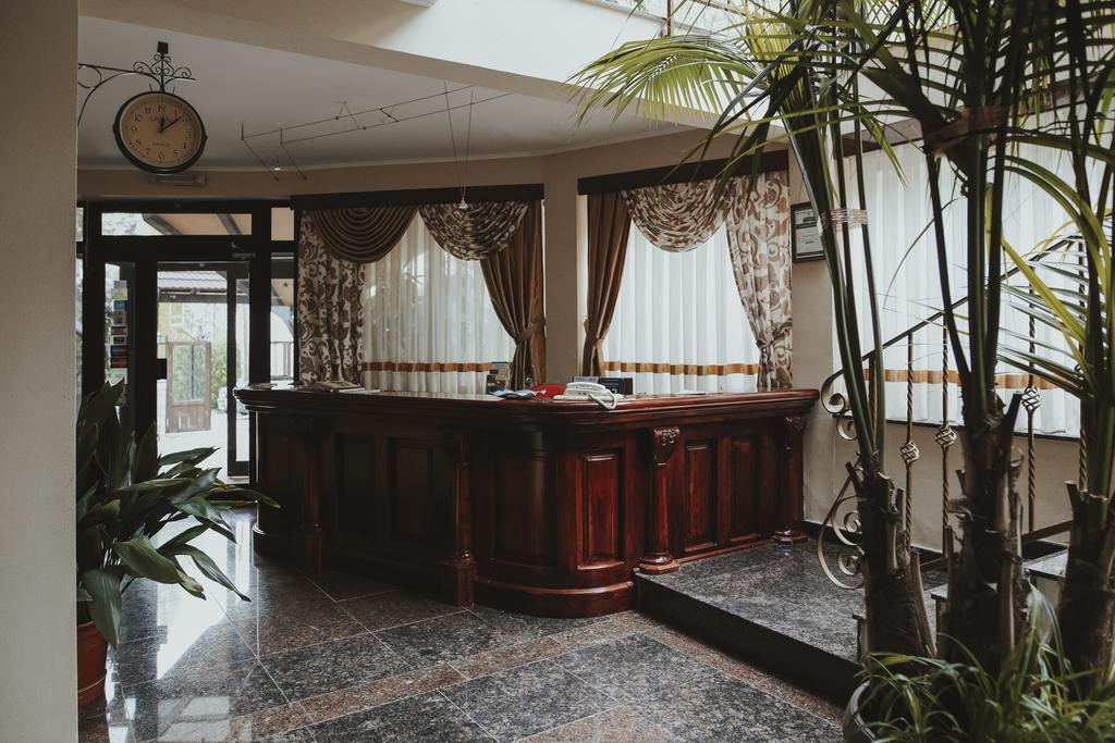 Hotel Sumski Feneri Бітола Екстер'єр фото