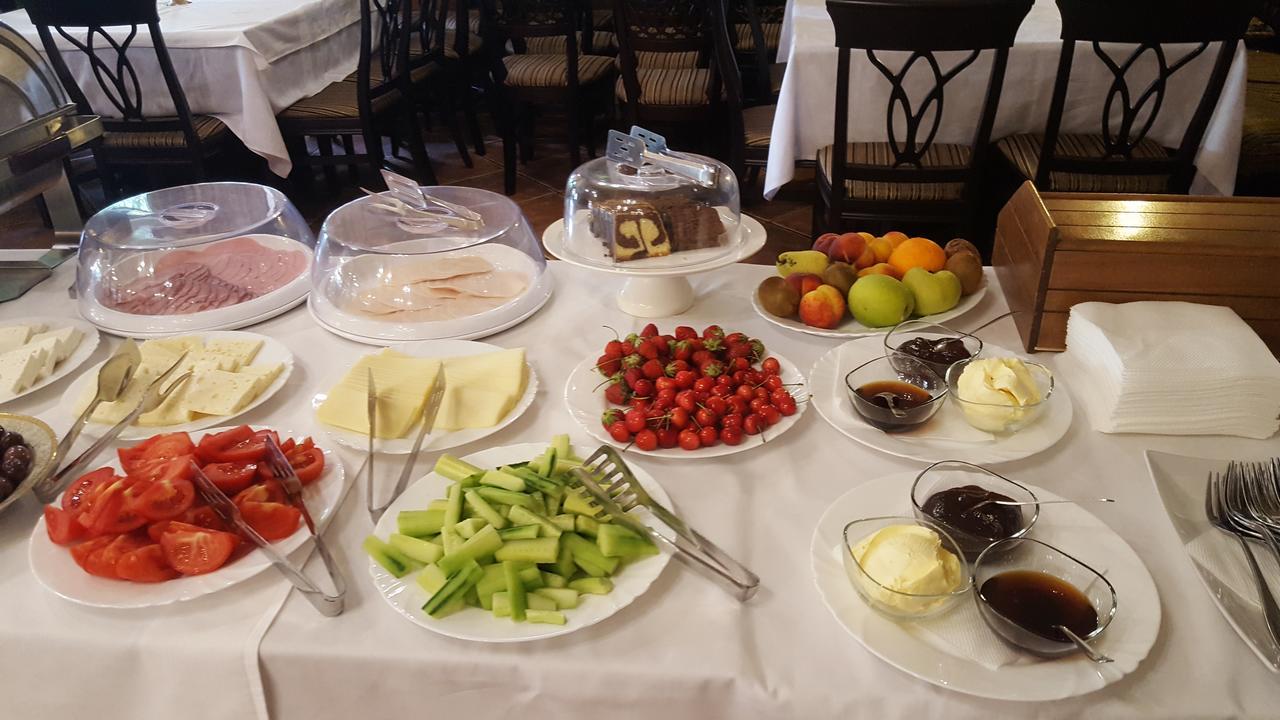 Hotel Sumski Feneri Бітола Екстер'єр фото